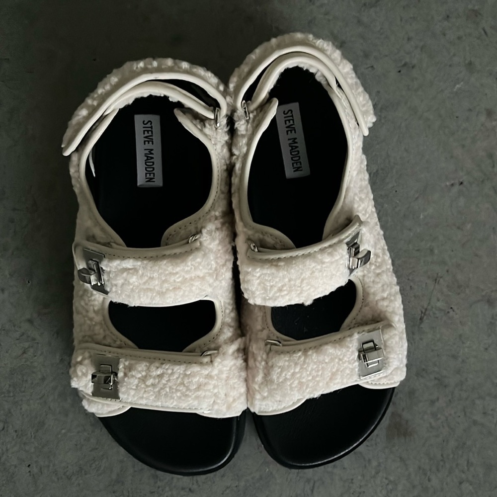 Steve Madden Sandals